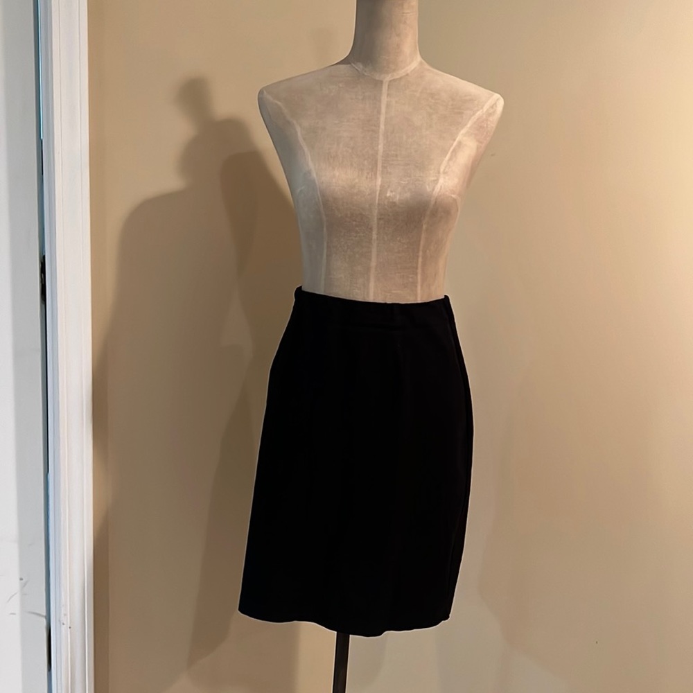 Eileen Fisher Black Viscose Blend Skirt